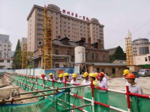 市建設(shè)局黨委書記、局長(zhǎng)戴健一行赴湖州市第一醫(yī)院改擴(kuò)建項(xiàng)目一期工程